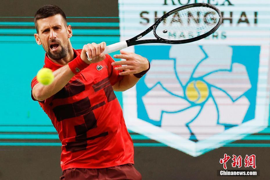 并且通过年 并且通过年