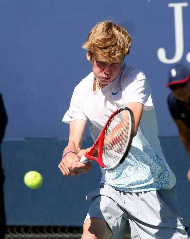 霆的崛起节 霆的崛起节